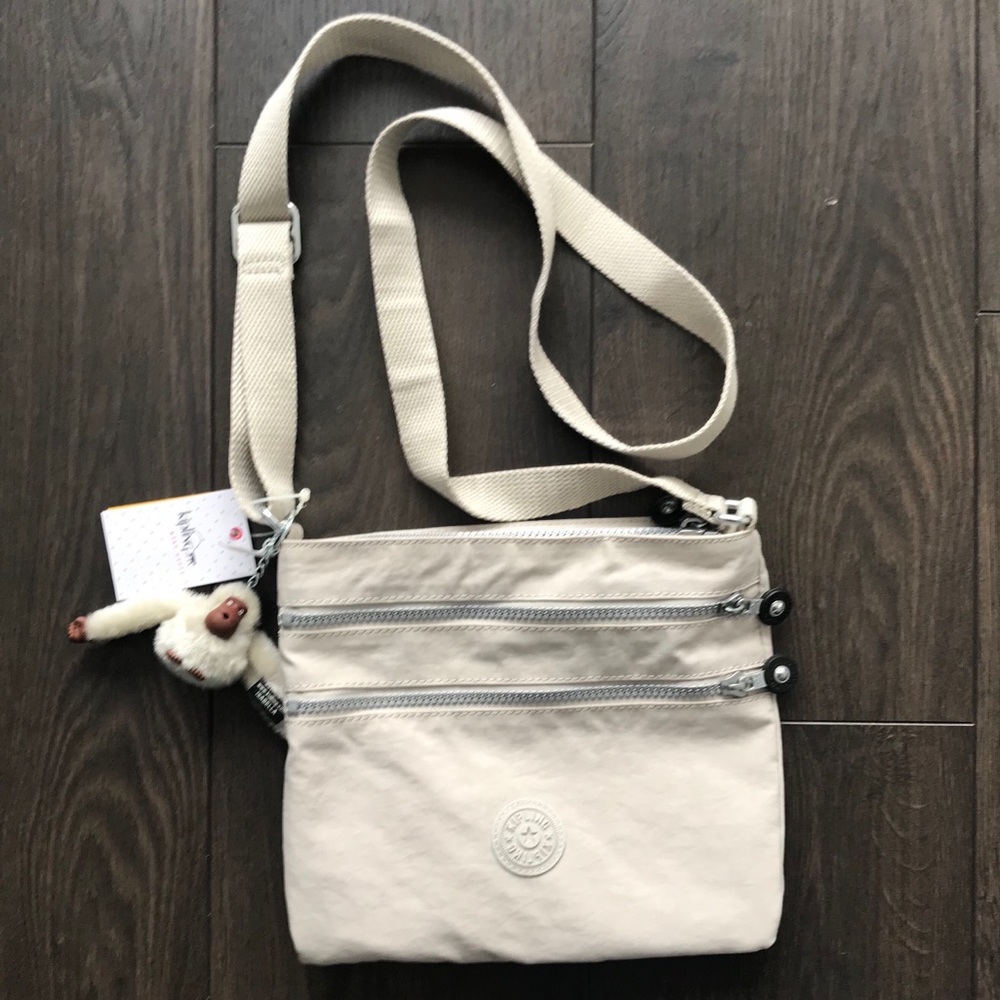 ✨ Kipling Crossbody